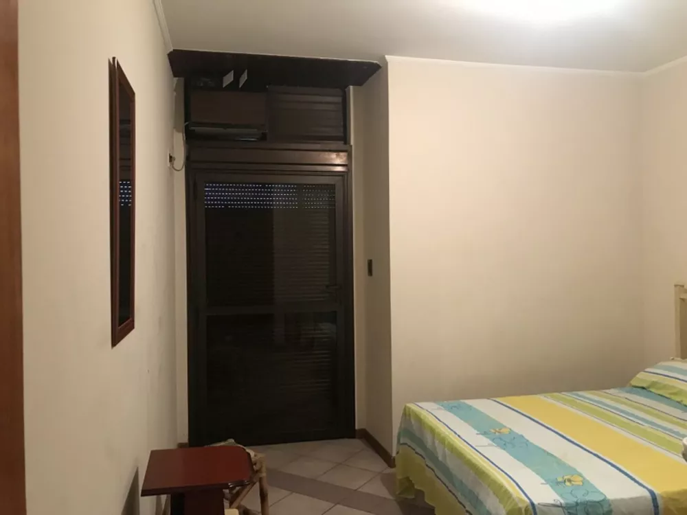 Apartamento à venda com 3 quartos, 136m² - Foto 3