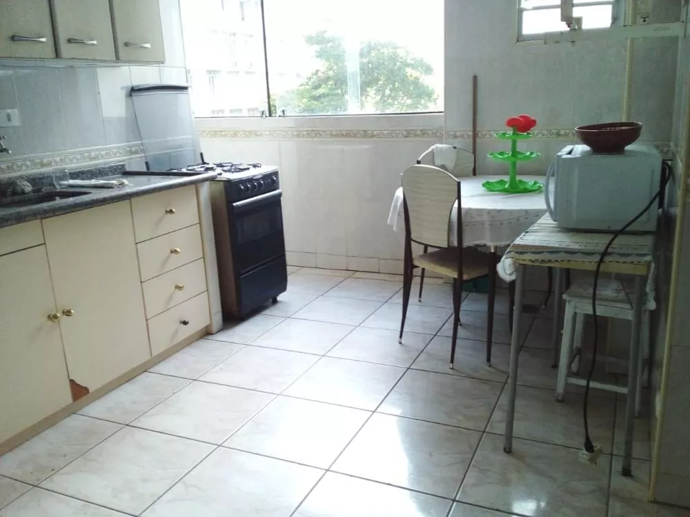 Apartamento à venda com 2 quartos, 95m² - Foto 2