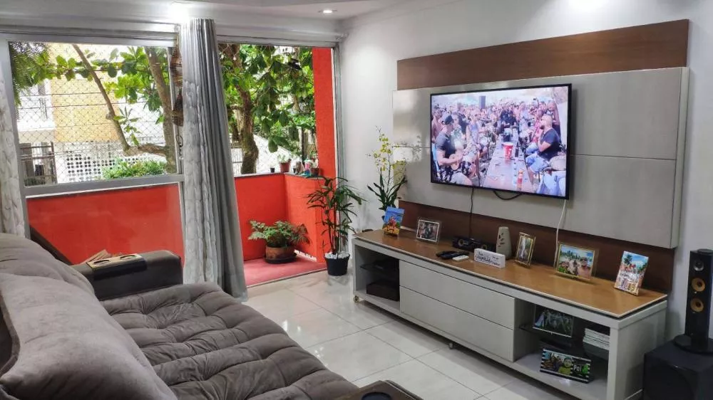 Apartamento à venda com 2 quartos, 74m² - Foto 1