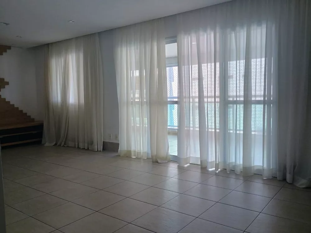 Apartamento à venda com 3 quartos, 134m² - Foto 3