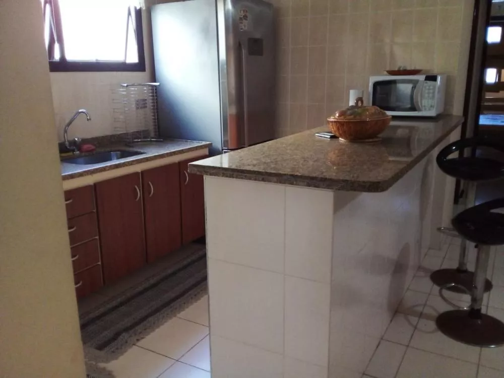 Apartamento à venda com 2 quartos, 73m² - Foto 2