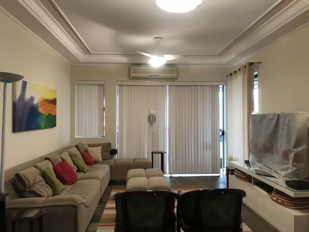 Apartamento à venda com 3 quartos, 170m² - Foto 2