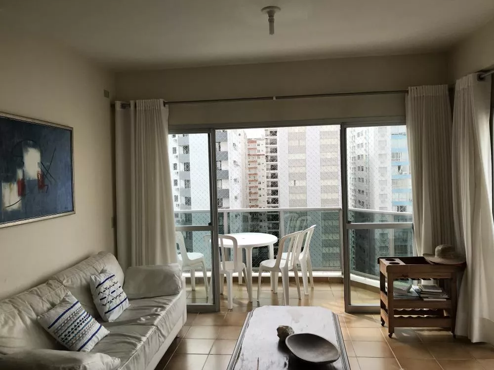 Apartamento à venda com 4 quartos, 140m² - Foto 2