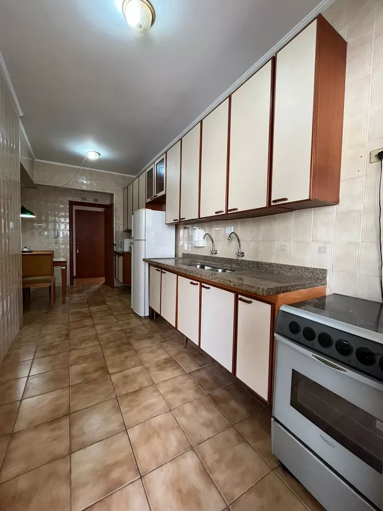 Apartamento para alugar com 3 quartos, 108m² - Foto 3