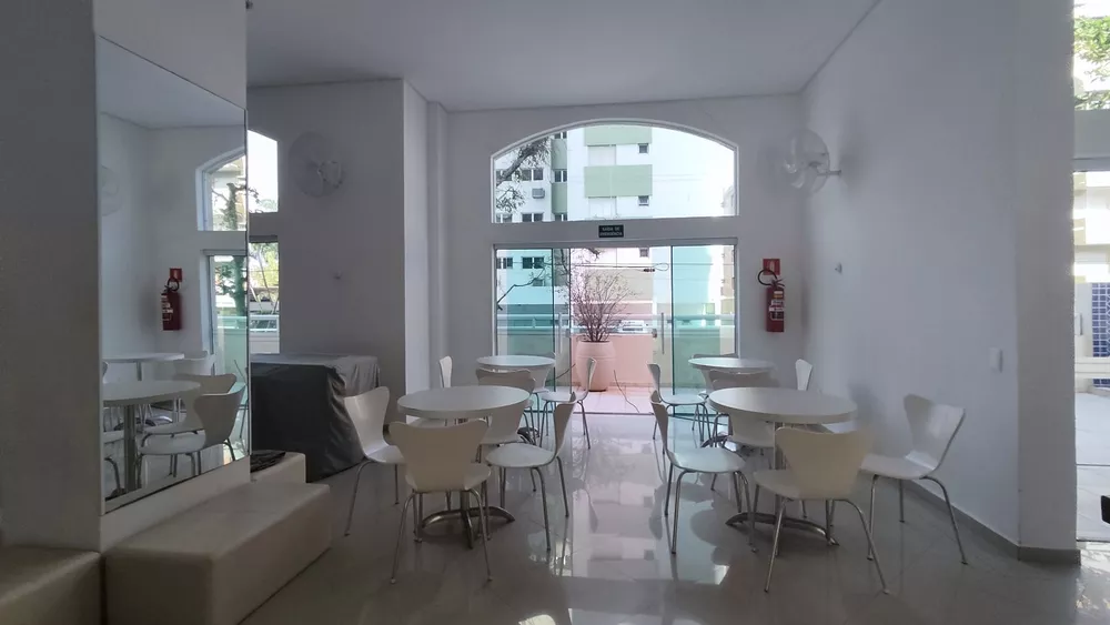 Apartamento à venda com 3 quartos - Foto 3