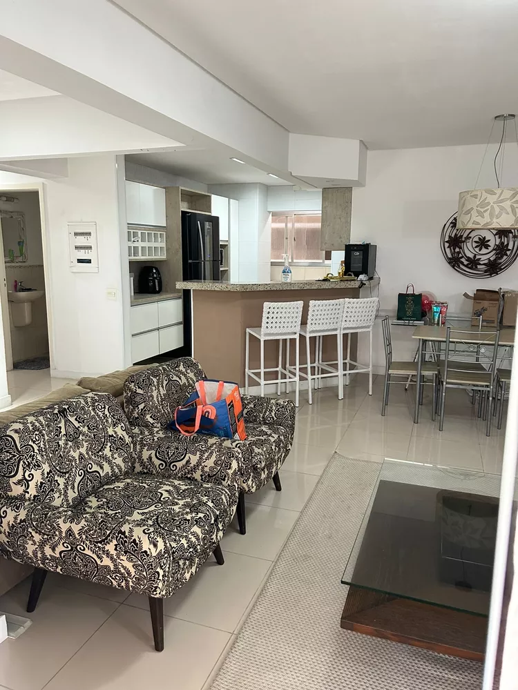 Apartamento à venda com 2 quartos, 100m² - Foto 4