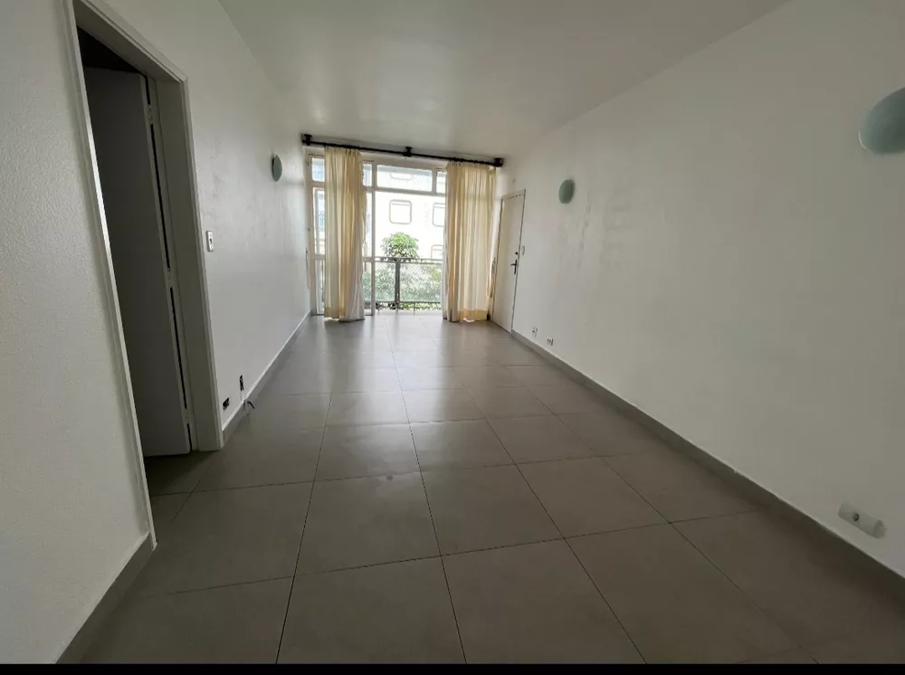 Apartamento para alugar com 3 quartos, 112m² - Foto 3