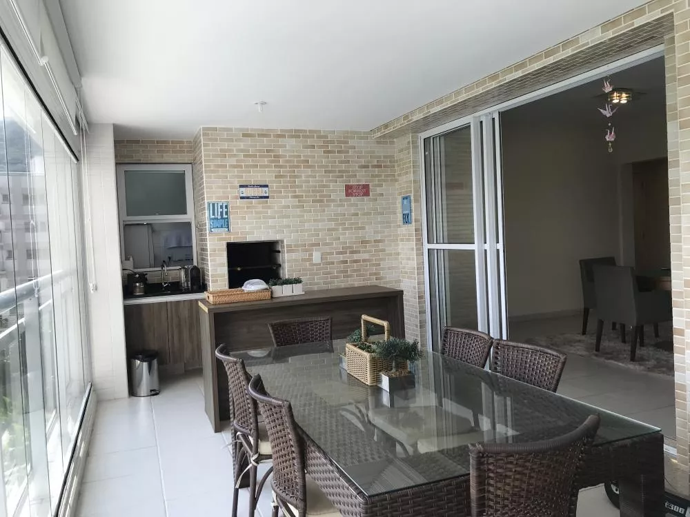 Apartamento à venda com 3 quartos, 158m² - Foto 4