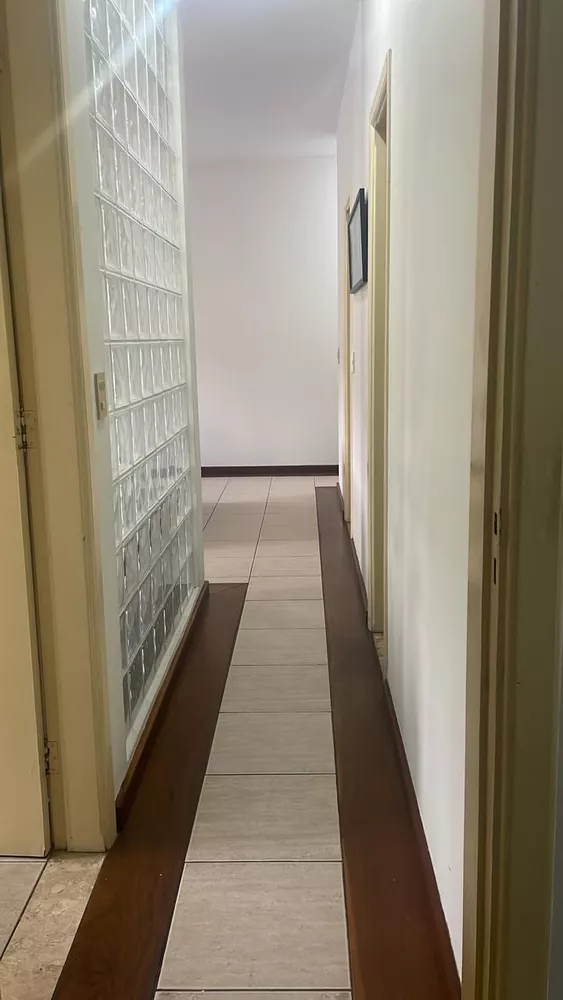 Apartamento à venda com 2 quartos, 70m² - Foto 1