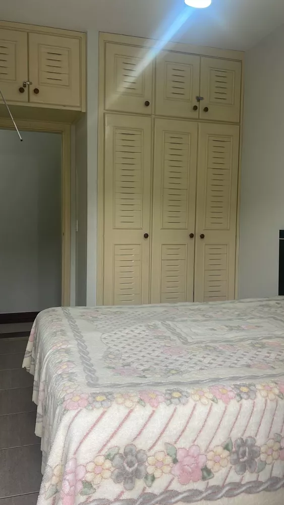 Apartamento à venda com 2 quartos, 70m² - Foto 4