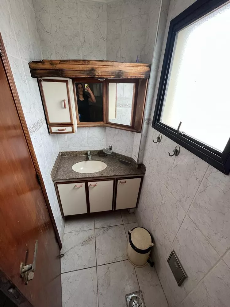 Apartamento à venda com 2 quartos, 100m² - Foto 2