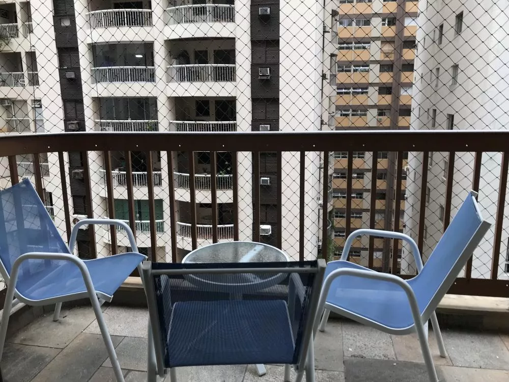 Apartamento à venda com 3 quartos, 110m² - Foto 1