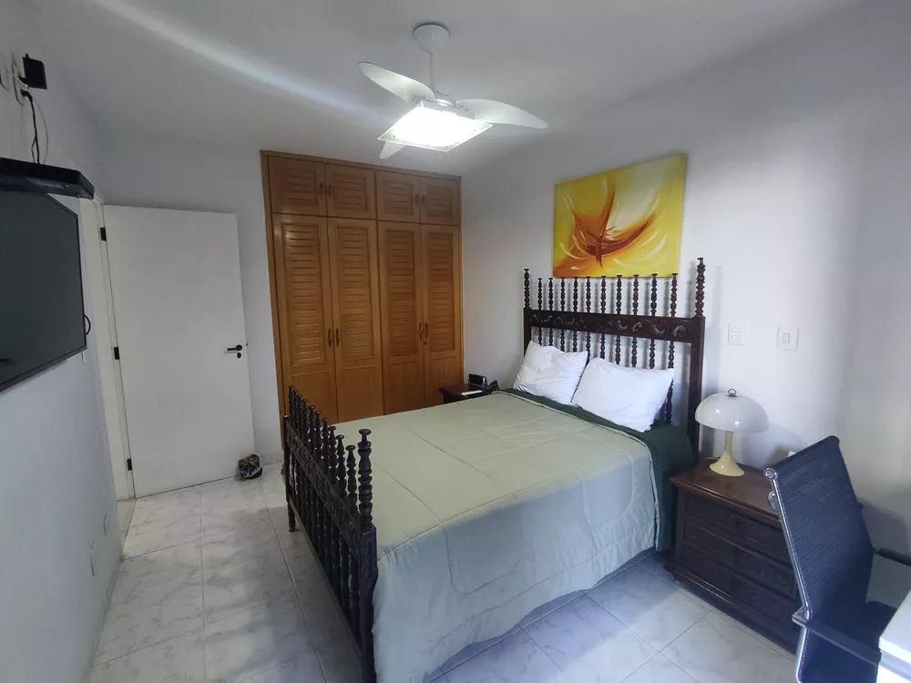 Apartamento à venda com 3 quartos, 220m² - Foto 9