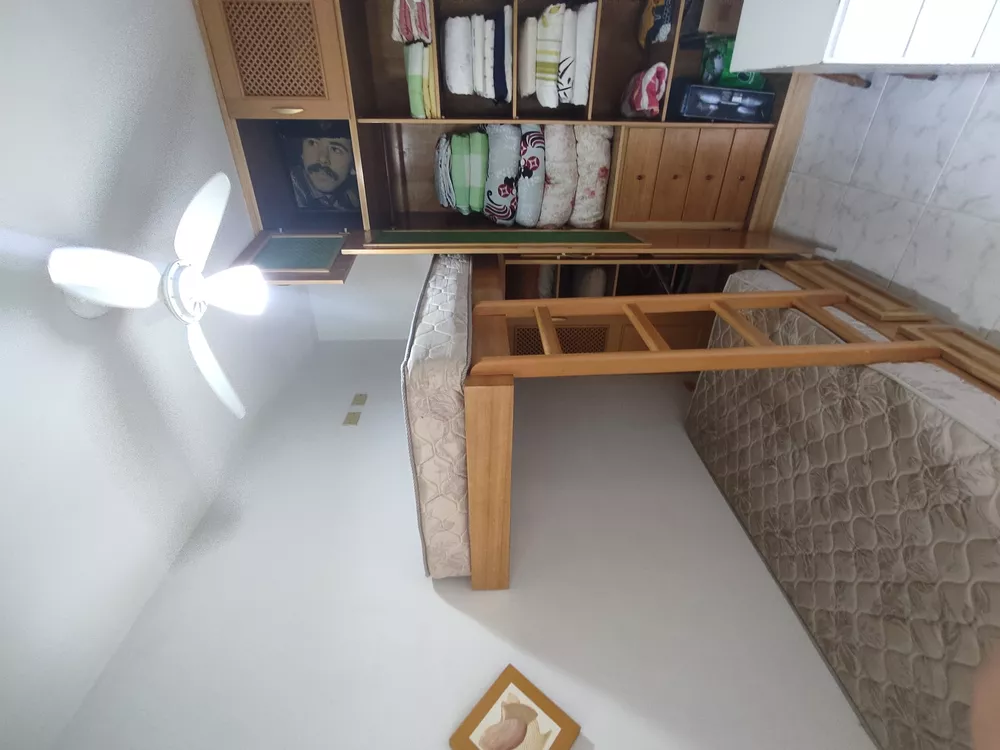 Apartamento à venda com 3 quartos, 220m² - Foto 3