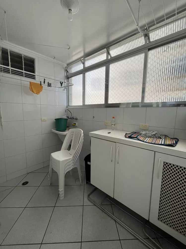 Apartamento à venda com 2 quartos, 150m² - Foto 2