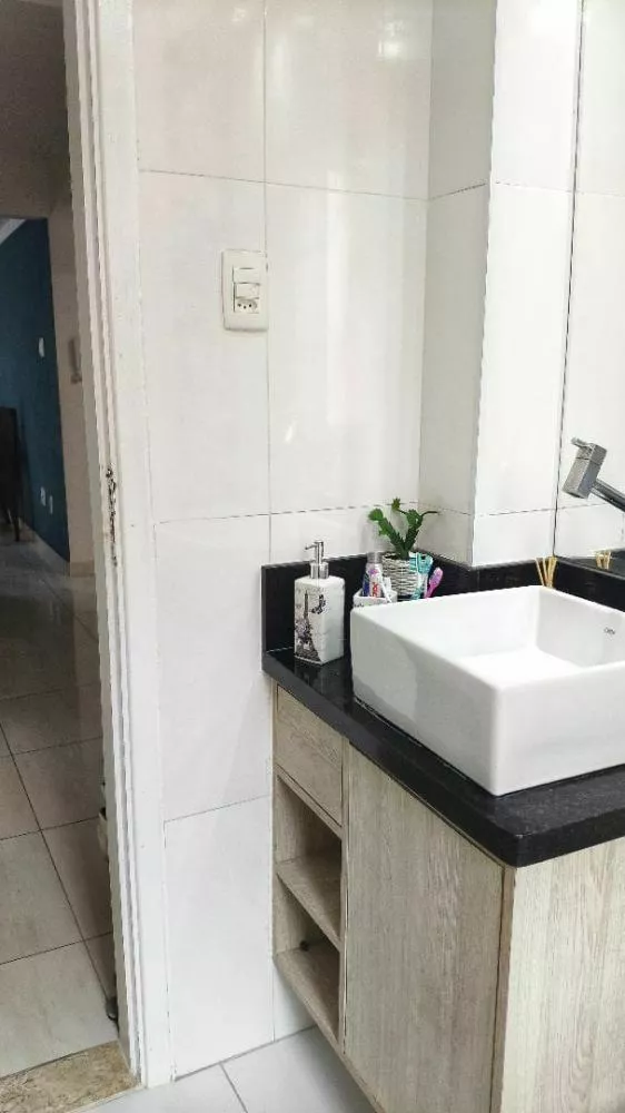 Apartamento à venda com 2 quartos, 74m² - Foto 4