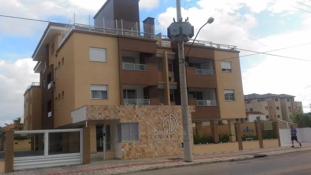 Cobertura, 3 quartos, 232 m² - Foto 4
