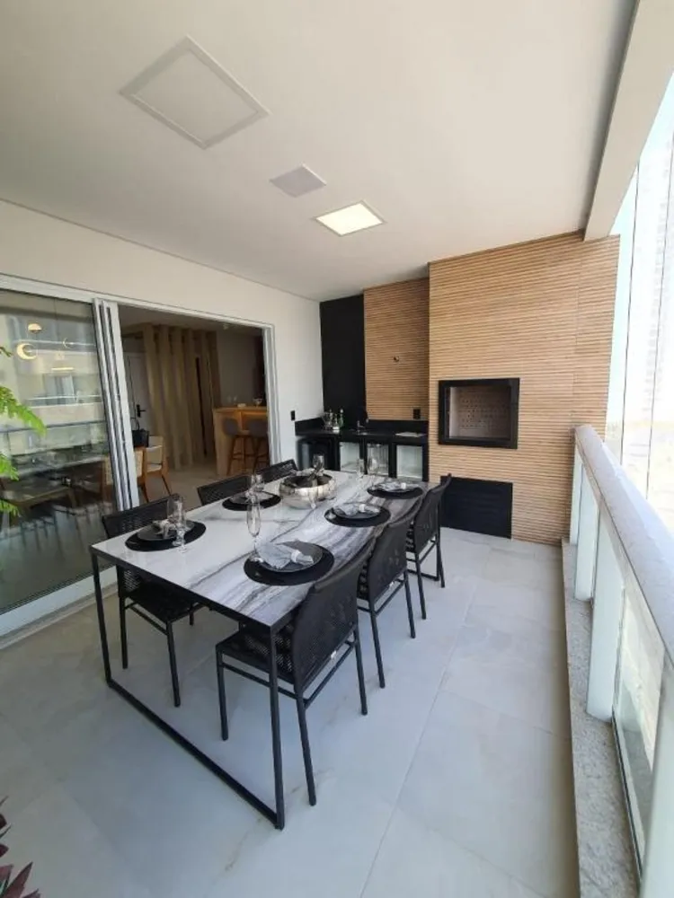 Apartamento, 3 quartos, 130 m² - Foto 1