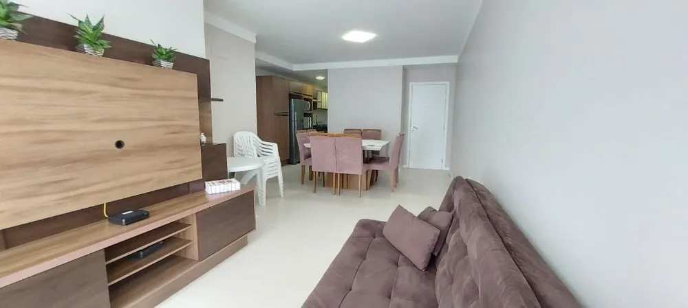 Cobertura, 3 quartos, 231 m² - Foto 2