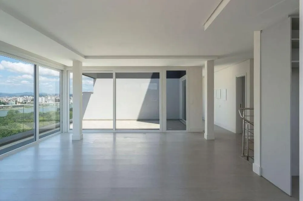 Cobertura, 2 quartos, 210 m² - Foto 4