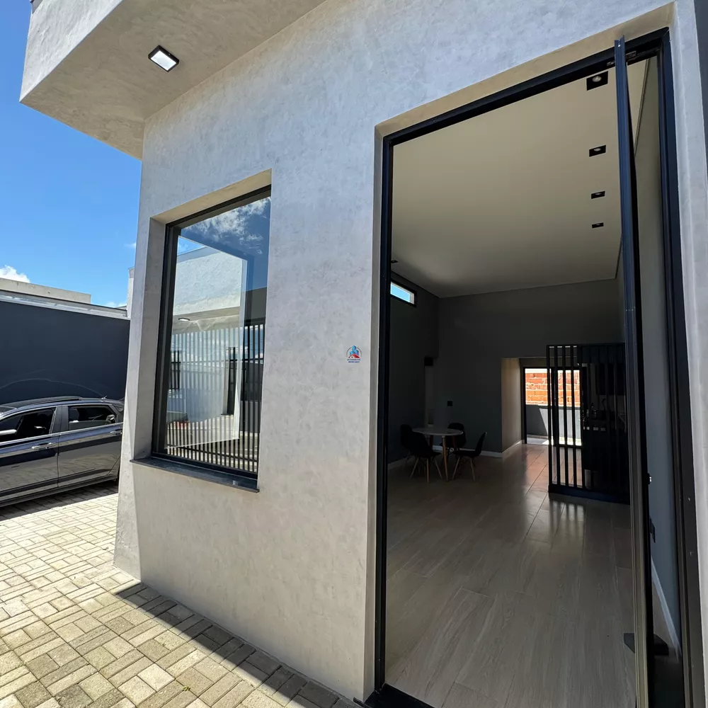 Casa à venda com 3 quartos, 83m² - Foto 2