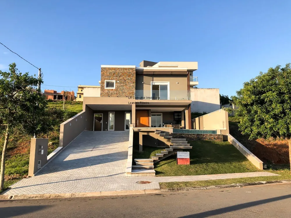 Casa, 3 quartos, 270 m² - Foto 1