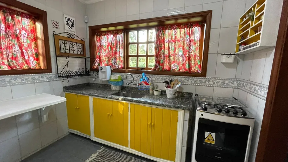 Casa, 4 quartos, 290 m² - Foto 3