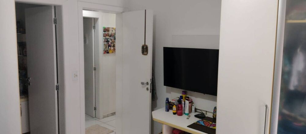 Apartamento à venda com 2 quartos, 100m² - Foto 2