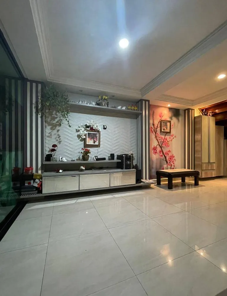 Casa, 5 quartos, 169 m² - Foto 4