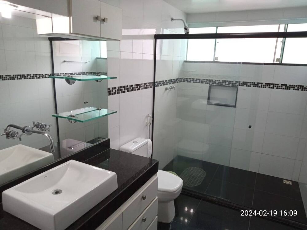 Casa à venda com 3 quartos, 547m² - Foto 4