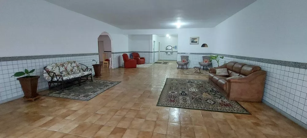 Apartamento à venda com 2 quartos, 140m² - Foto 2