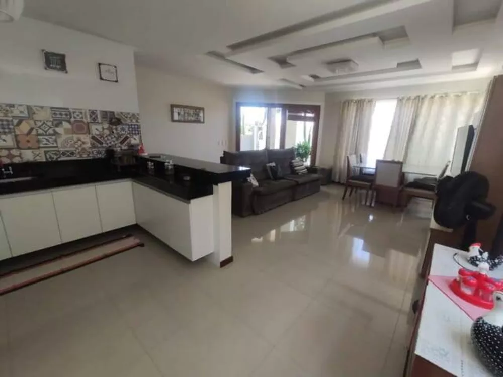 Casa de Condomínio à venda com 3 quartos, 145m² - Foto 3