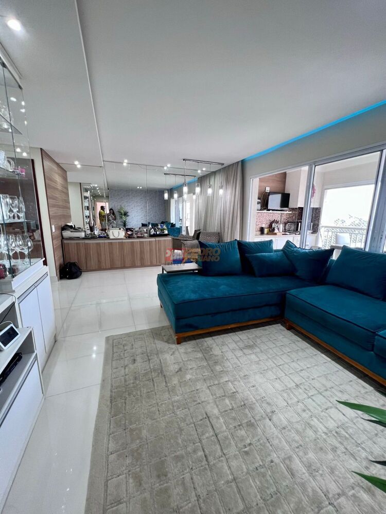 Apartamento à venda com 4 quartos, 146m² - Foto 1