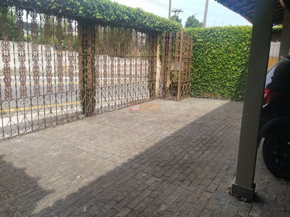 Sobrado à venda com 4 quartos, 299m² - Foto 8