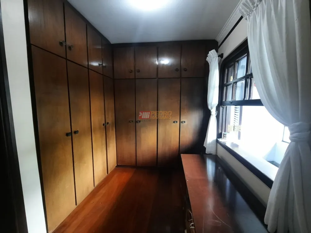 Sobrado, 3 quartos, 290 m² - Foto 1