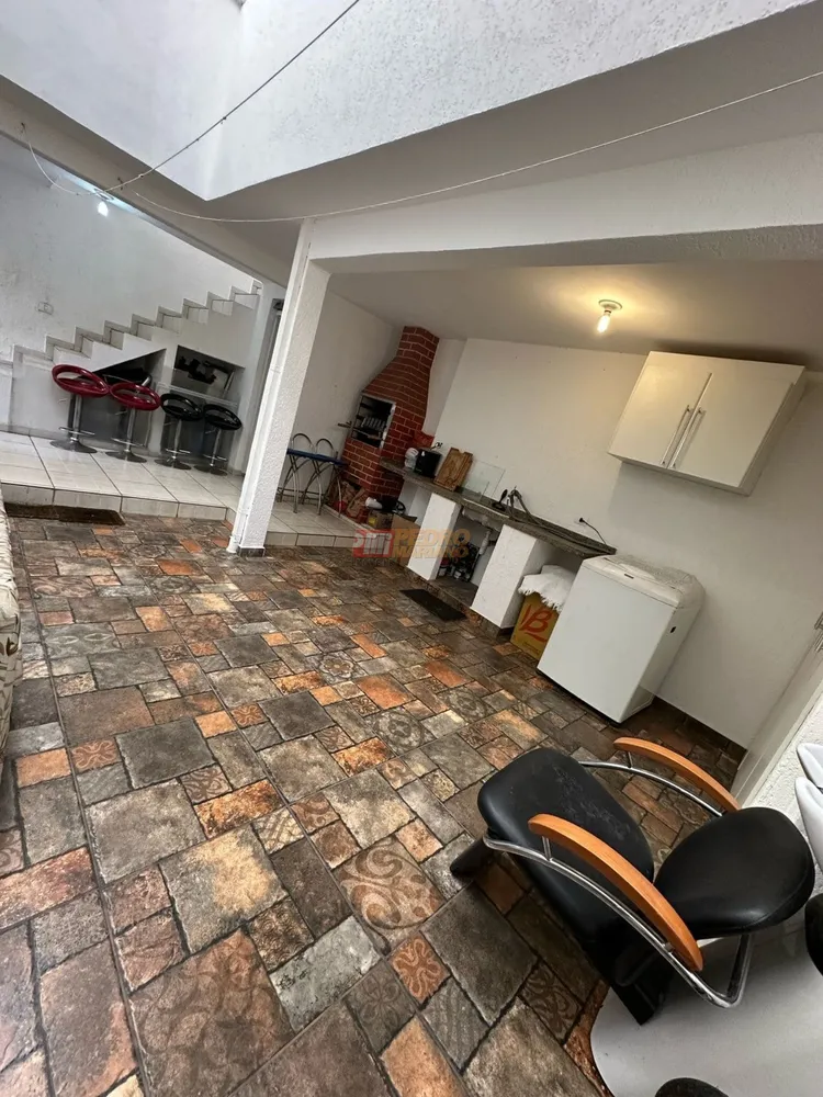Sobrado, 5 quartos, 235 m² - Foto 9