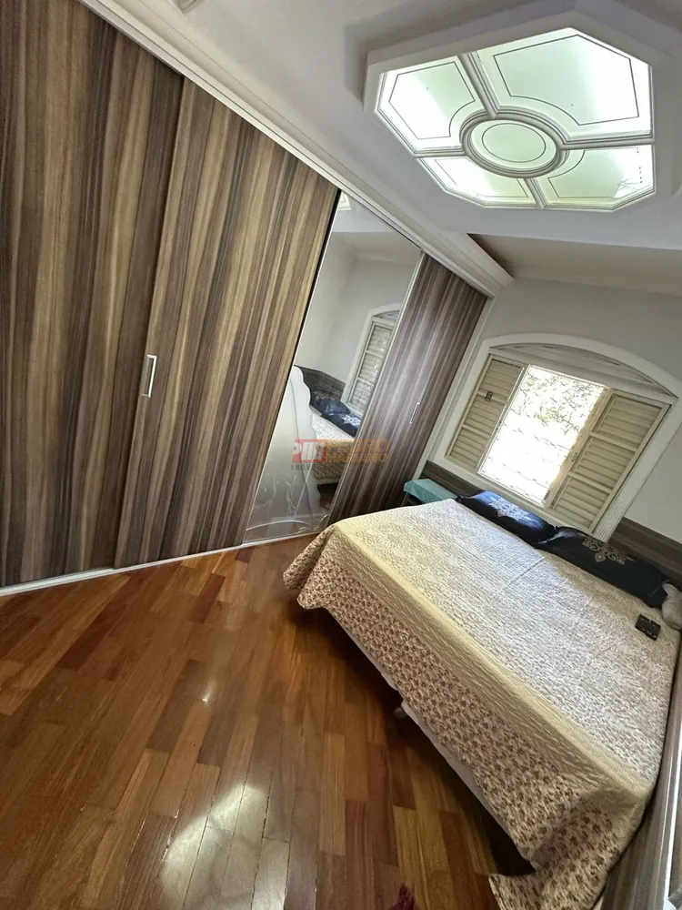Sobrado, 5 quartos, 235 m² - Foto 3