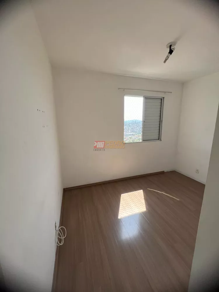 Apartamento à venda com 3 quartos, 62m² - Foto 3