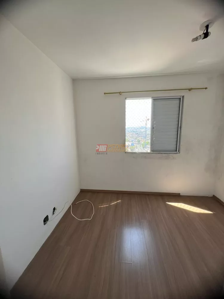 Apartamento à venda com 3 quartos, 62m² - Foto 2