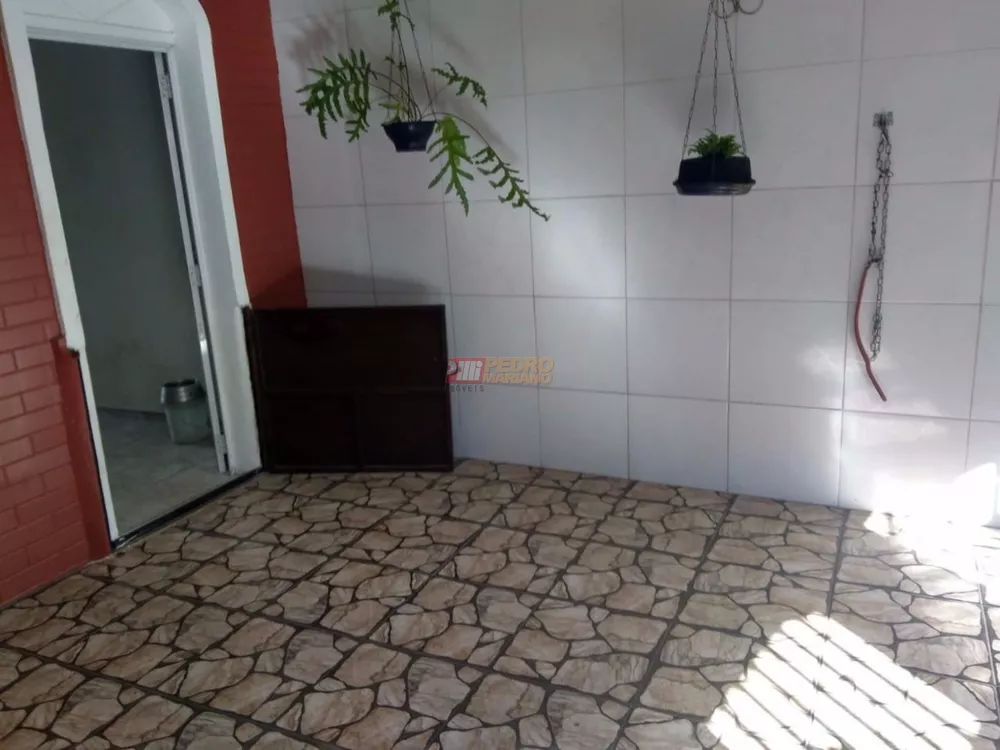Casa, 2 quartos, 108 m² - Foto 2