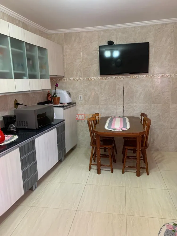 Casa, 3 quartos, 237 m² - Foto 6