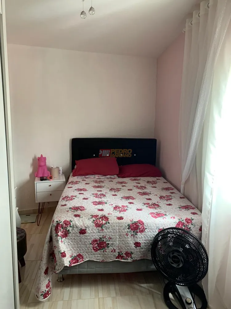 Casa, 3 quartos, 237 m² - Foto 2
