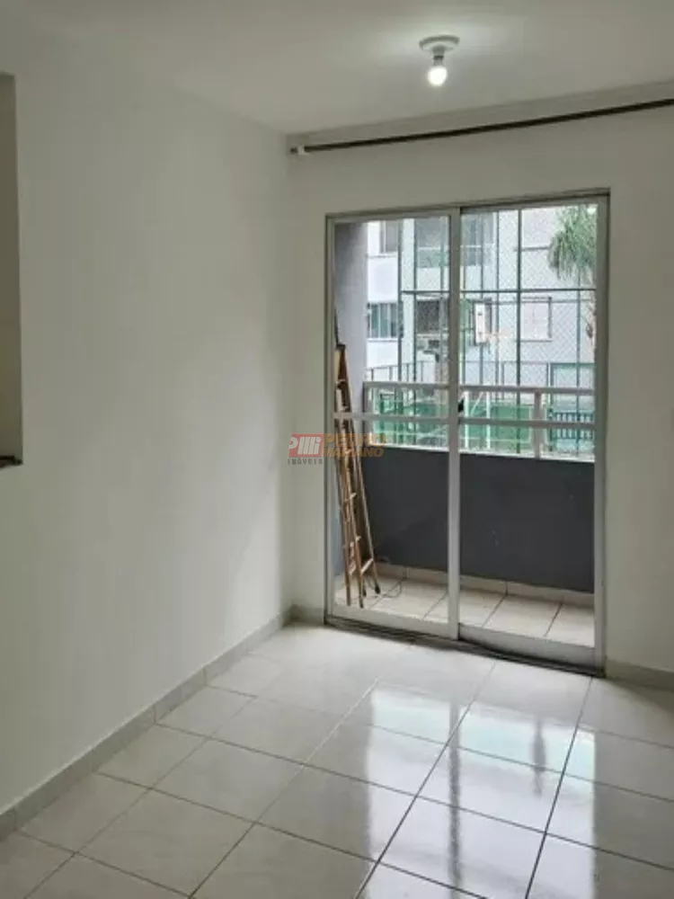 Apartamento para alugar com 2 quartos, 50m² - Foto 2