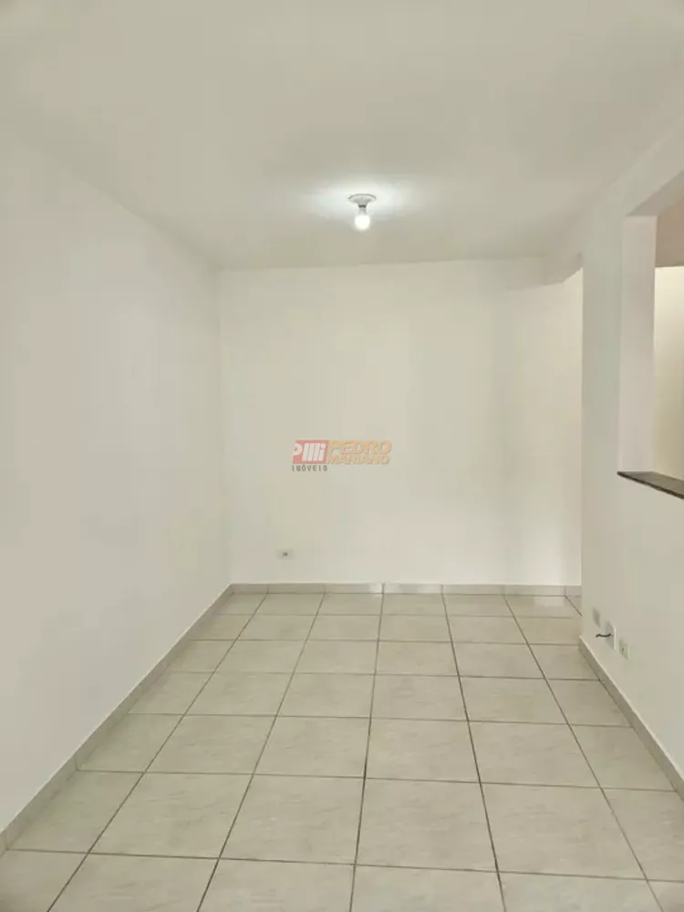 Apartamento para alugar com 2 quartos, 50m² - Foto 3