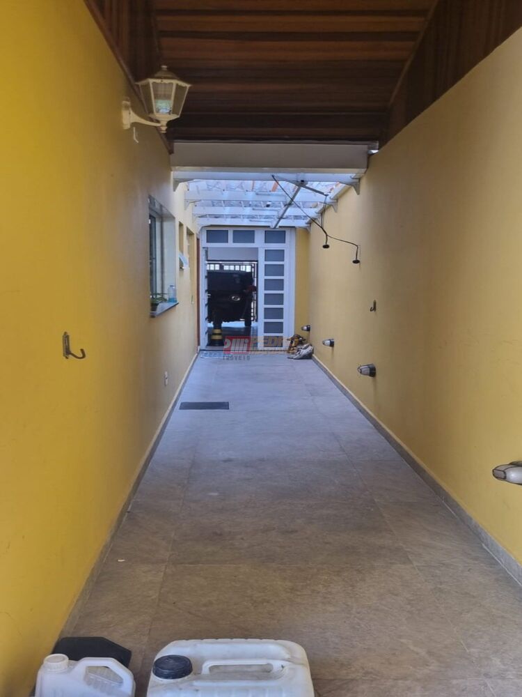 Sobrado à venda com 3 quartos, 190m² - Foto 19