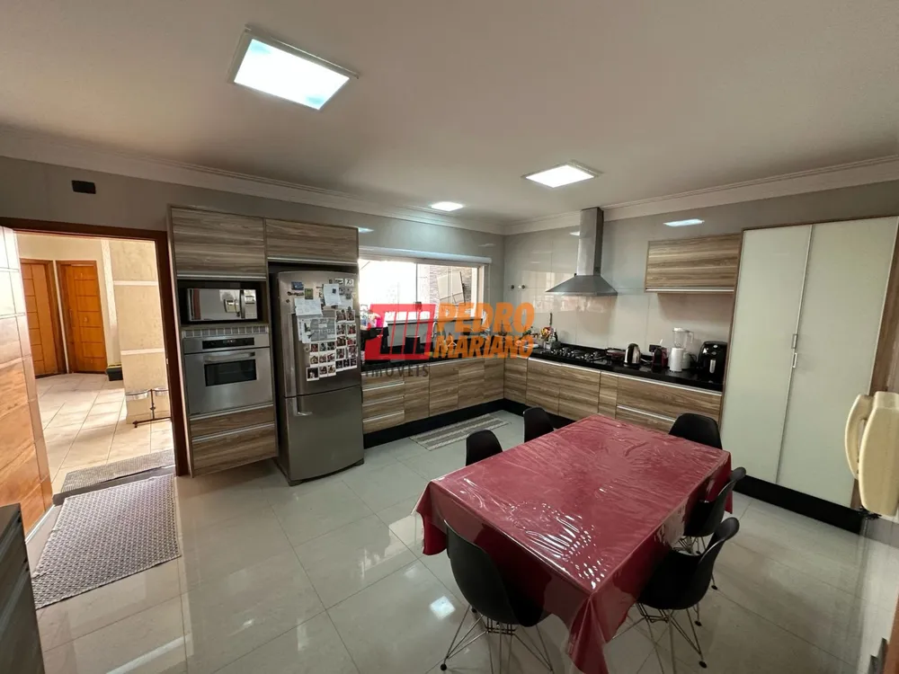 Sobrado, 3 quartos, 268 m² - Foto 33