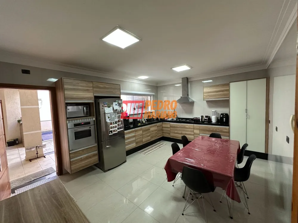 Sobrado, 3 quartos, 268 m² - Foto 32