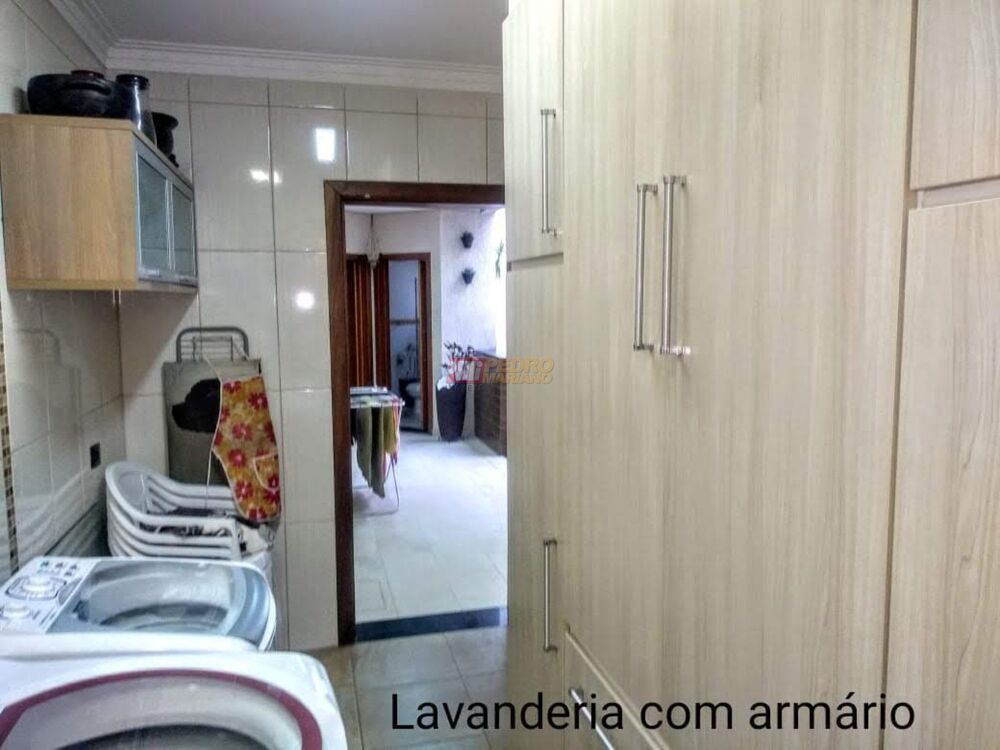 Sobrado, 3 quartos, 268 m² - Foto 4