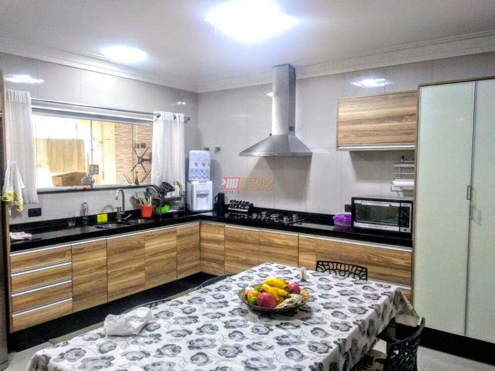 Sobrado, 3 quartos, 268 m² - Foto 13