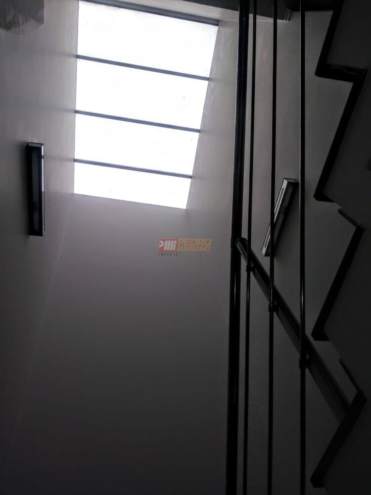 Sobrado, 3 quartos, 268 m² - Foto 8